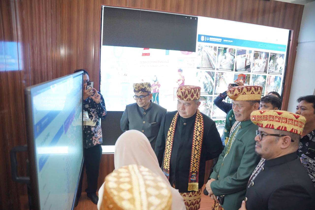 Kadis Kominfo Paparkan Program Seribu Wajah kepada Sekjen Kemendagri di Bandar Lampung Expo 2026