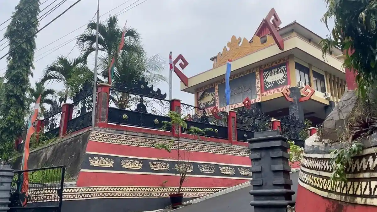 Tunjangan Perumahan DPRD Fantastis