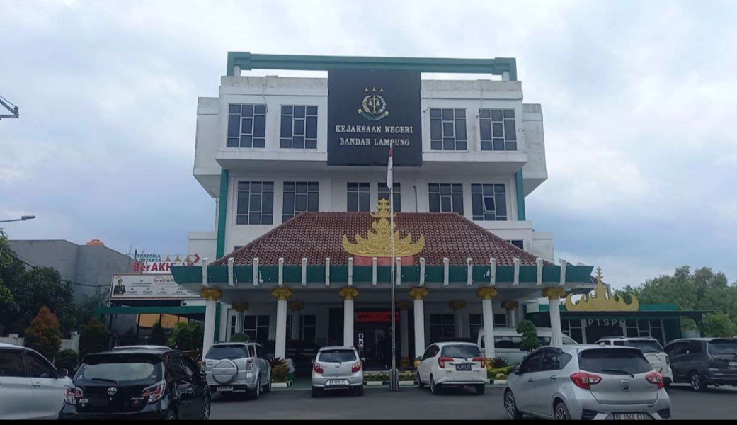 Kejari Telusuri Proyek Trotoar di Sultan Agung