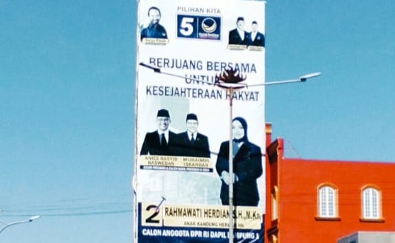 Baleho Aleg Rahmawati Salahi Aturan