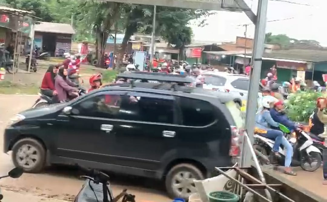 Proyek Rigid Beton Tirtayasa Sebabkan Kemacetan
