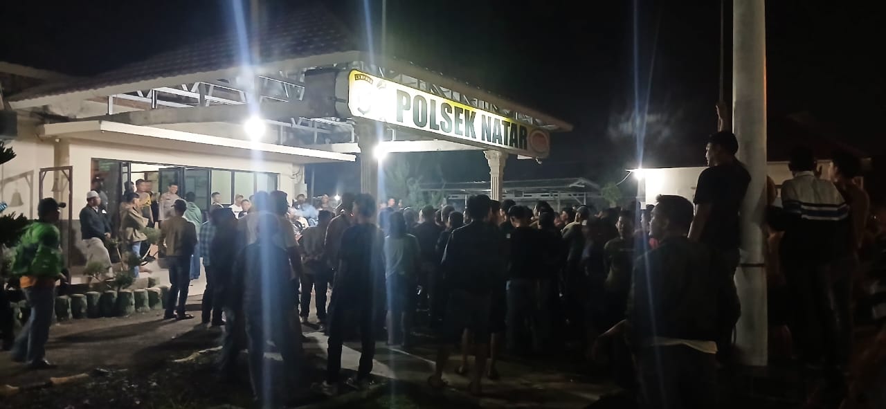 Warga Geruduk Polsek Natar, Tuntut Kejelasan Hilangnya Pegawai Koperasi