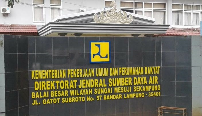 Tanggul Retak, BBWS Ngeles