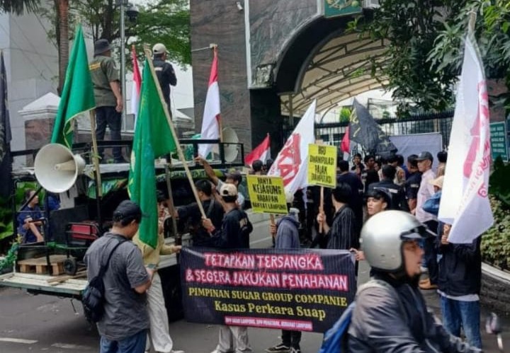 Tiga Aliansi Lampung Tiba di Kejagung, Desak Tuntaskan Kasus SGC