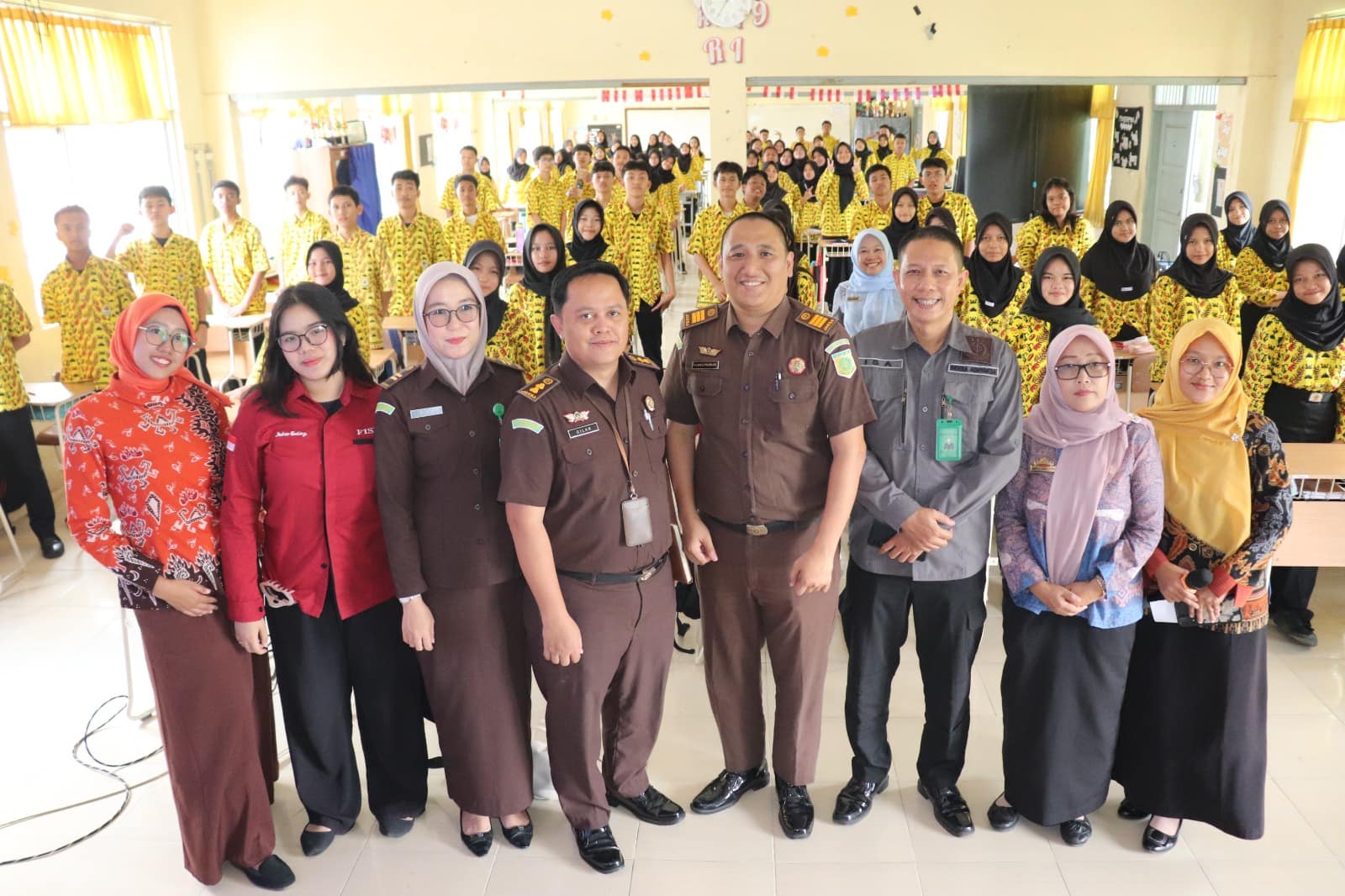 Cegah Kenakalan Remaja, Kejati Kenali Hukum di SMAN 15 Bandar Lampung