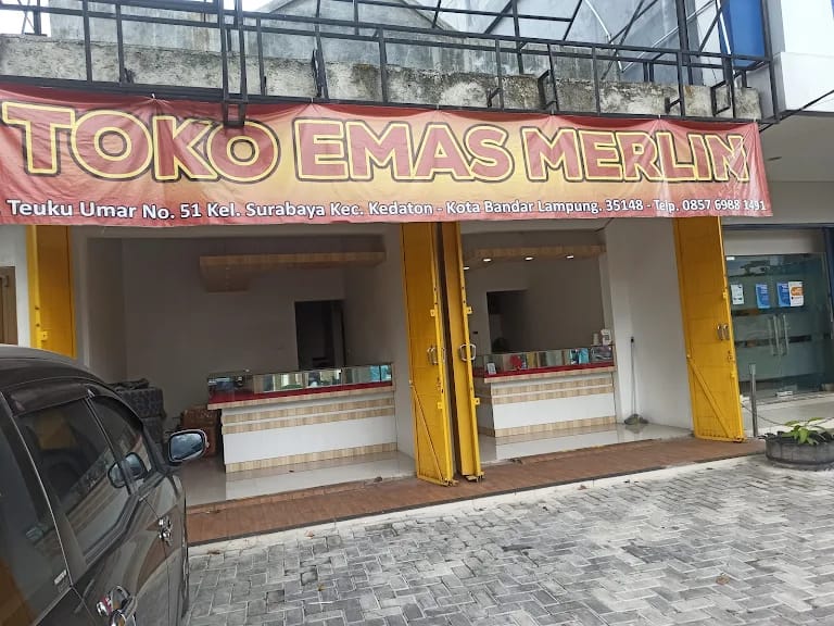 Harga Emas Antam Turun