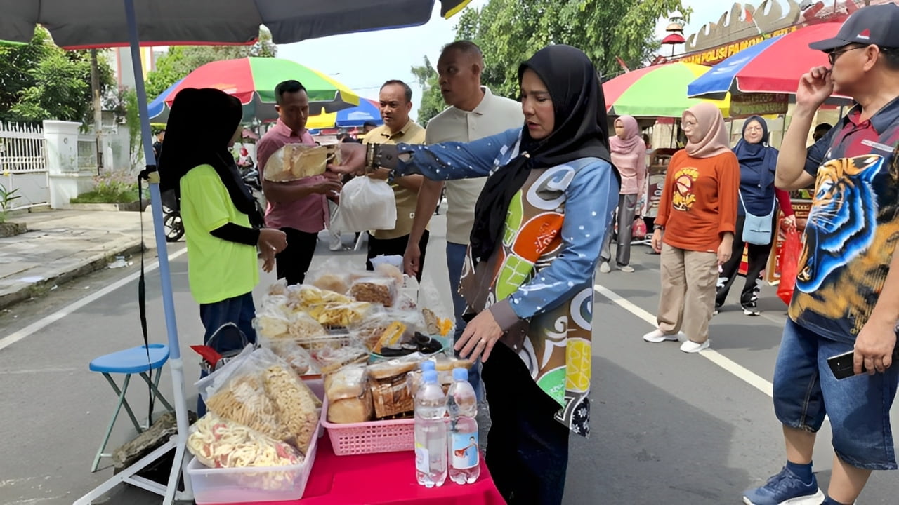 Taman UMKM Bung Karno Diramaikan Doorprize Bukan Pembeli