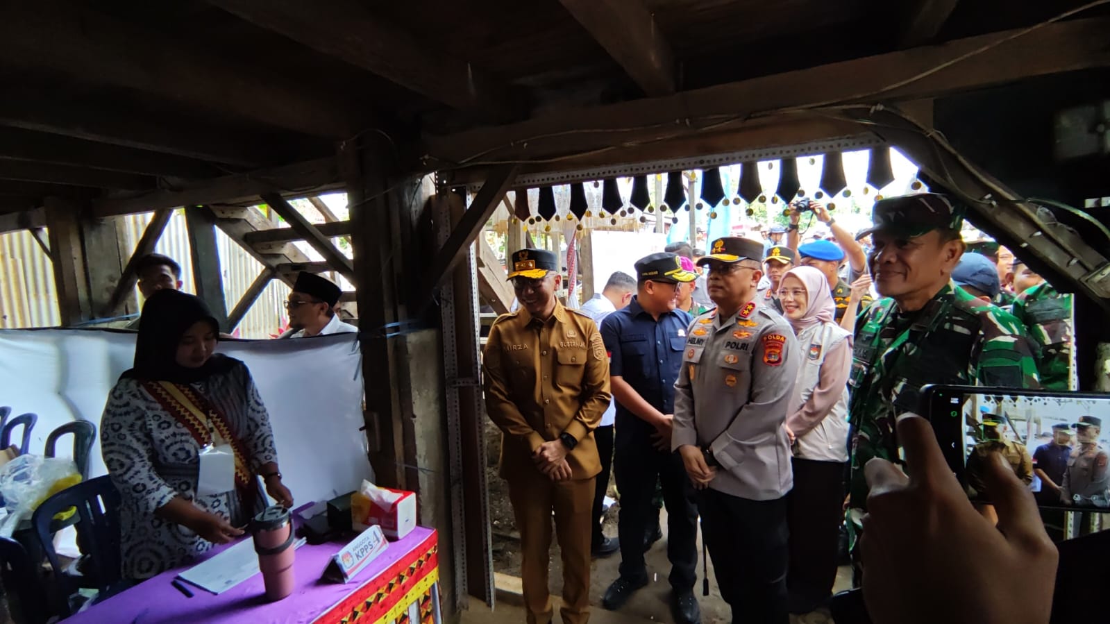 Kapolda Lampung Tinjau PSU Pilkada Pesawaran