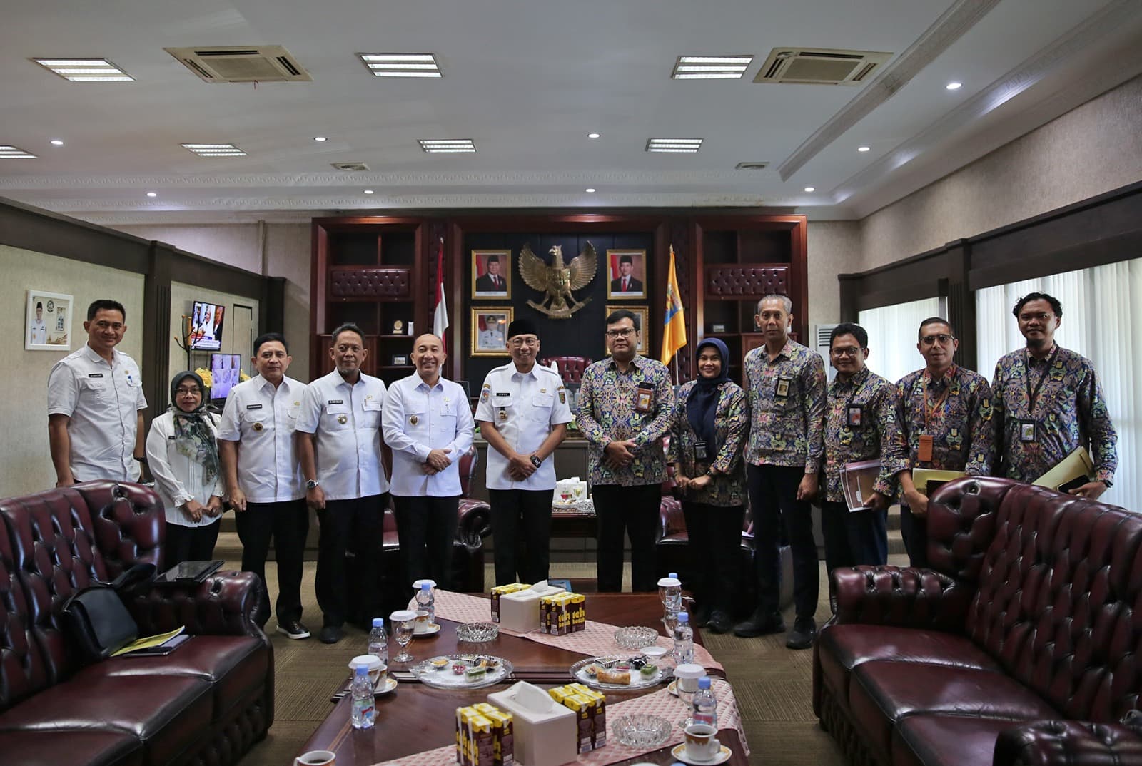 UPT Kemen PUPR Adukan Truk Batubara ke Gubernur Lampung