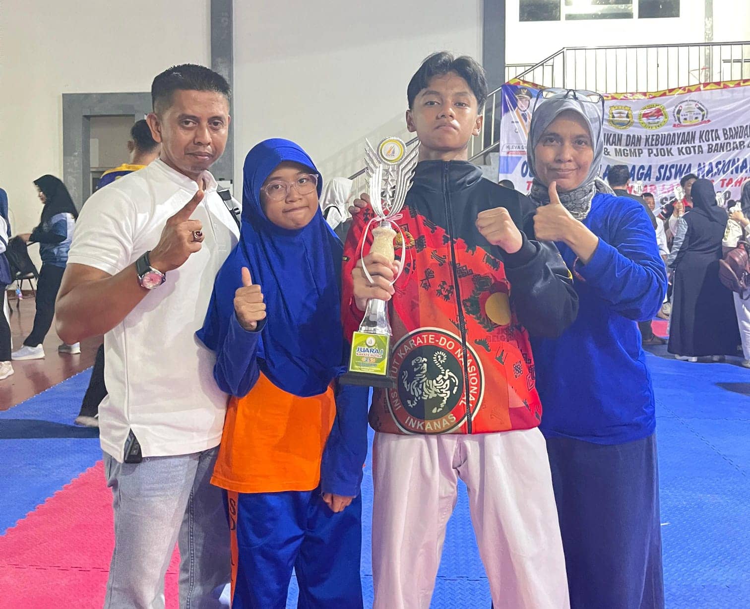 Novendra Fahtian Bahri Juara I 02SN Karate Kota Bandar Lampung