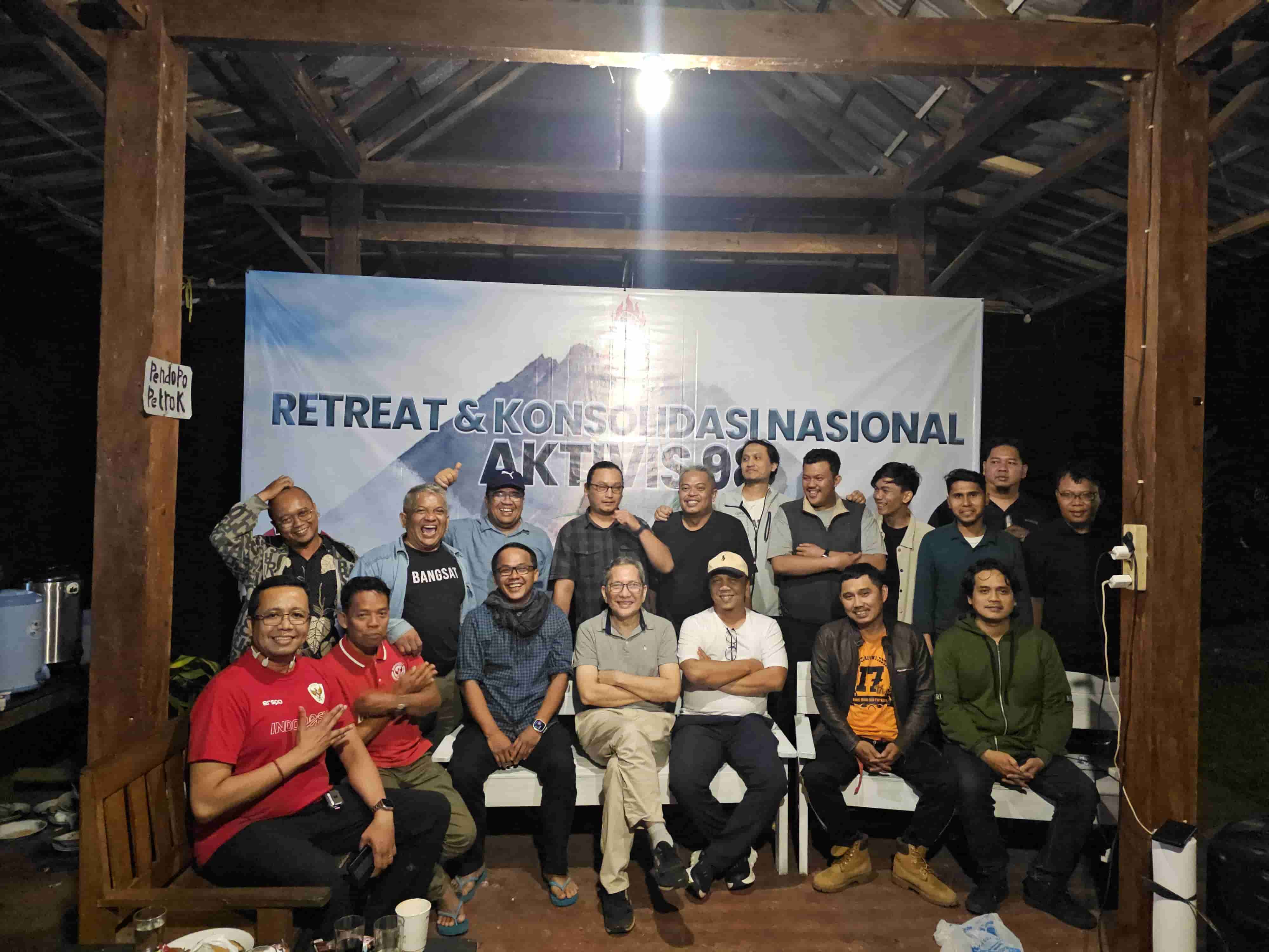 Aktivis 98 Indonesia Desak Reshuffle Kabinet dan Revisi Kebijakan Pajak