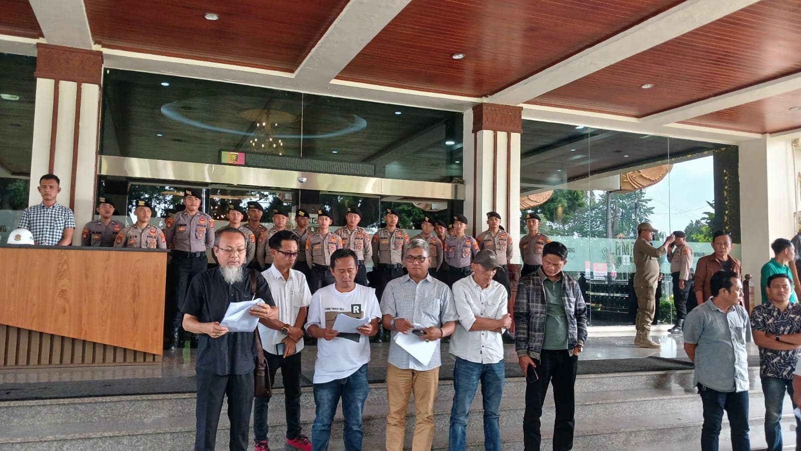 Ormas, LSM, dan Media Nyatakan Solidaritas untuk Dua Aktivis yang Diproses Hukum