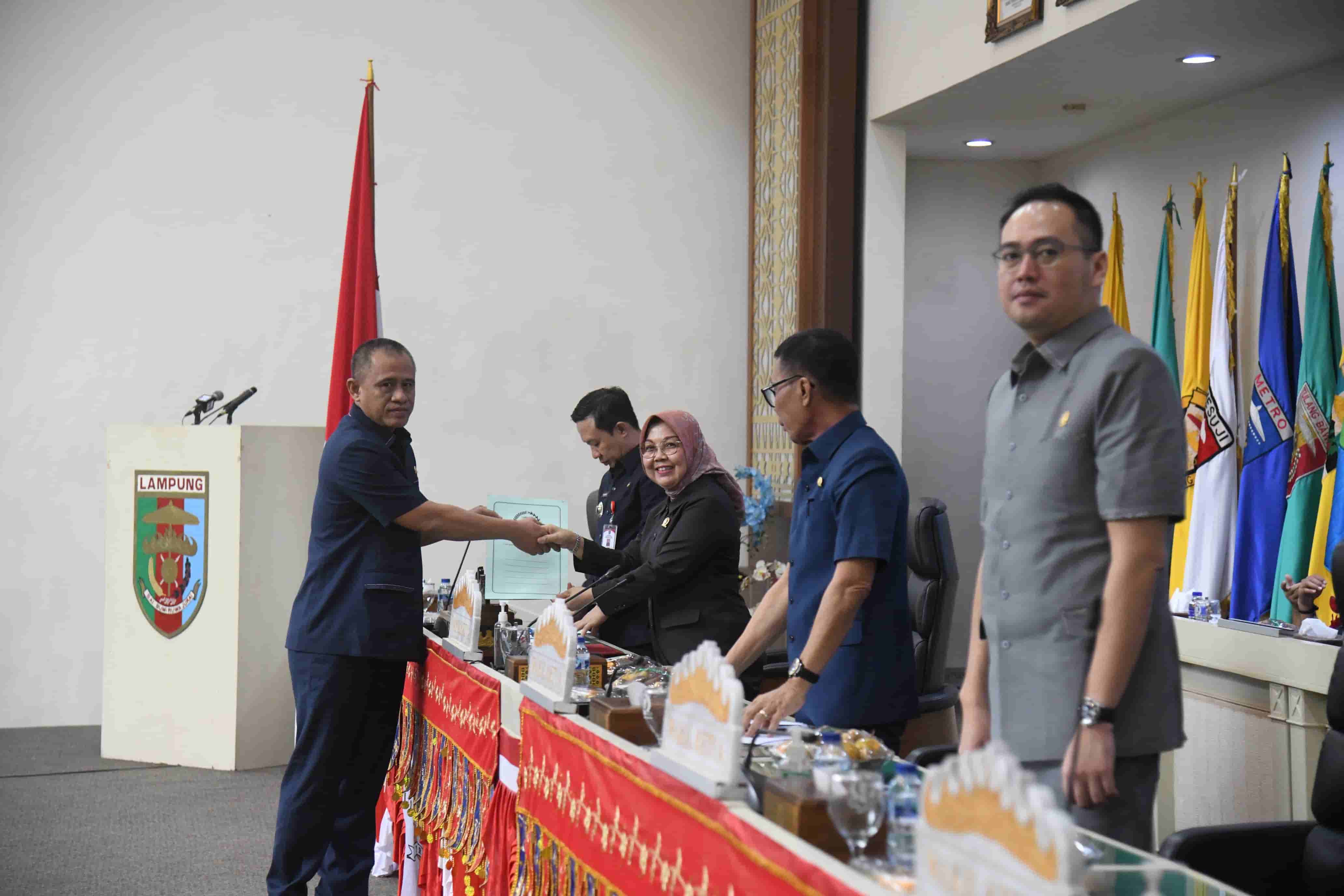 DPRD Lampung Bahas Raperda