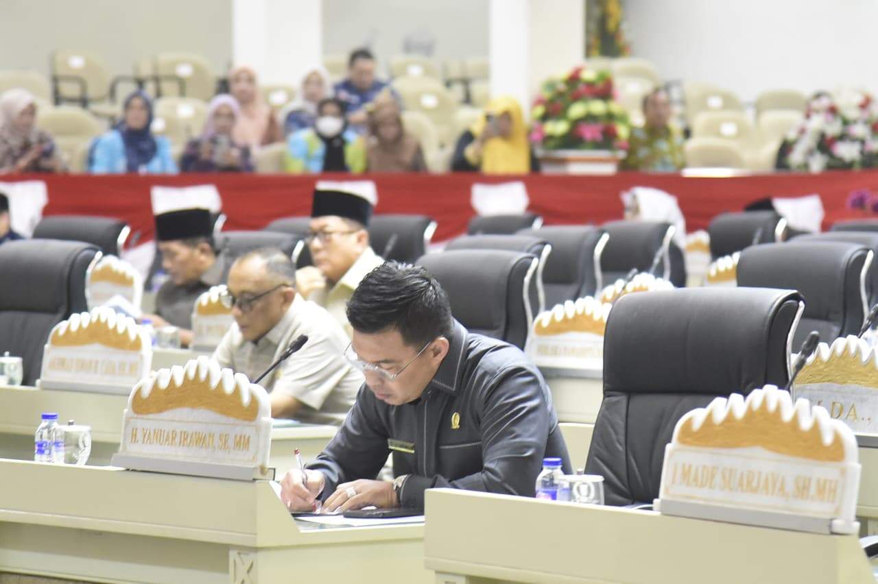 Fraksi PDIP Dukung Tiga Raperda Pemprov Lampung