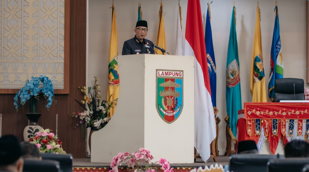 Gubernur Mirza Tanggapi Pandangan Fraksi Terhadap Tiga Raperda Prakasa