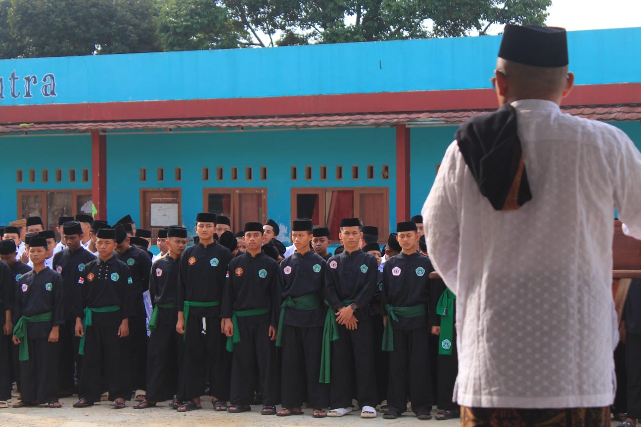 Pimpinan Wilayah Pagar Nusa Lampung Gelar Apel Bela Pesantren dan Kiyai, Serukan Boikot Trans7