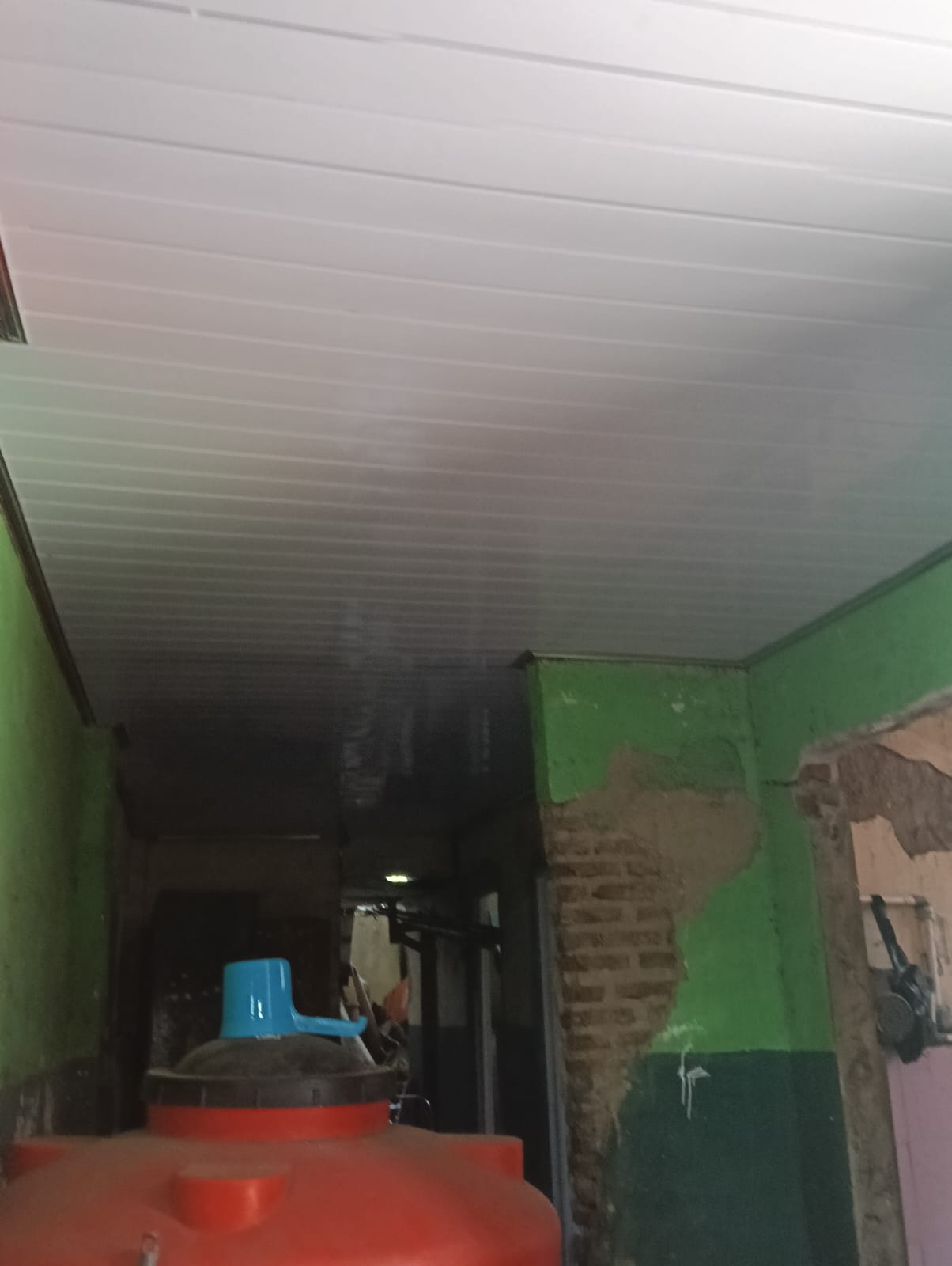 SDN 01 Way Lunik Terima Bantuan Renovasi dari Mahasiswa Australia