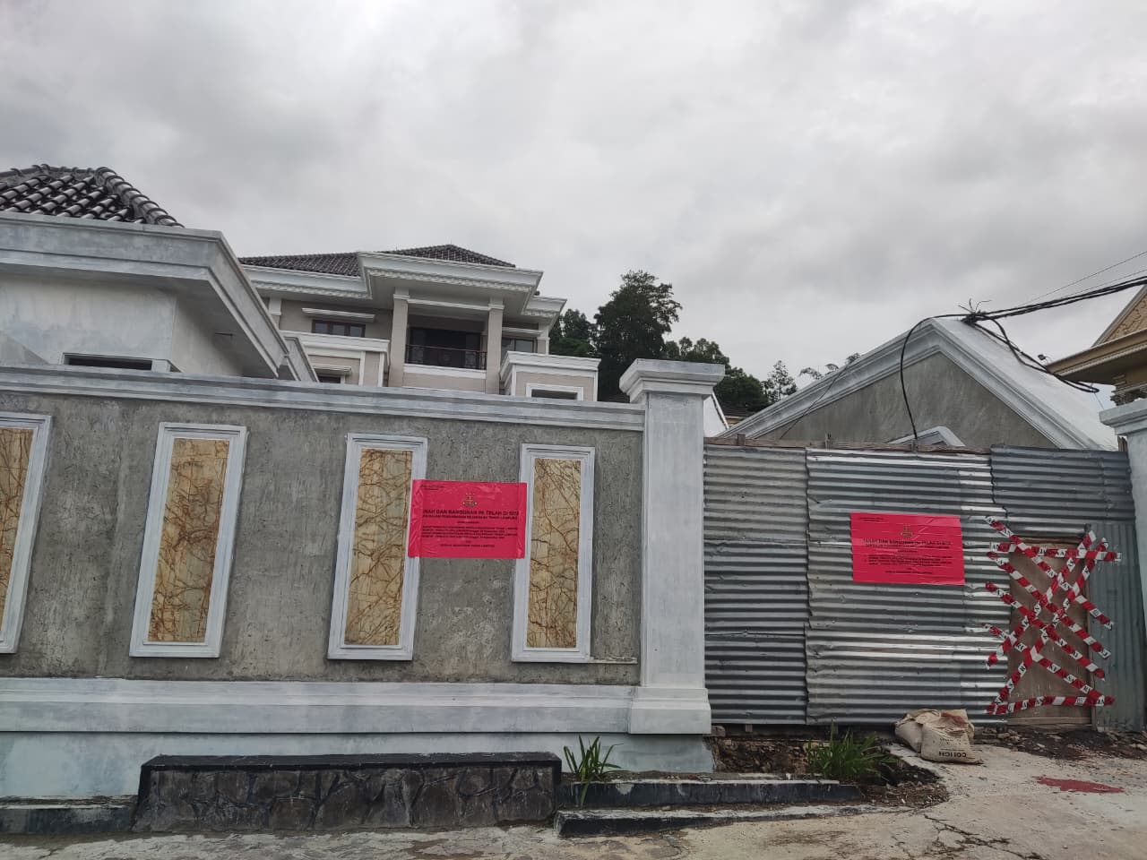 Rumah Mewah Dendi Disegel Kejati