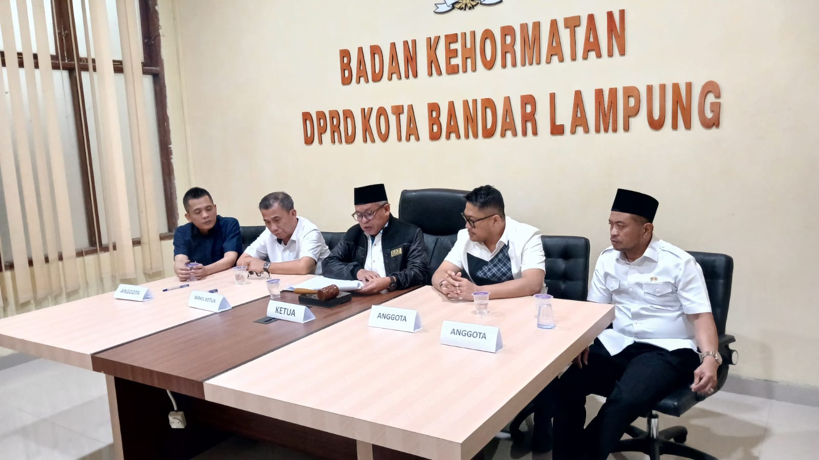 Dua Anggota Dewan Disanksi Etik