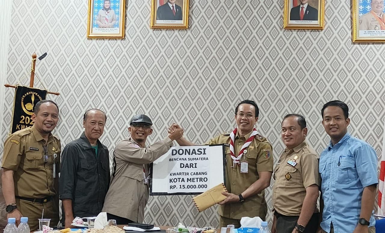 Kwarda Lampung Terima Donasi Bumbung Kemanusiaan Dari Kwarcab Kota Metro Untuk Banjir Sumatera
