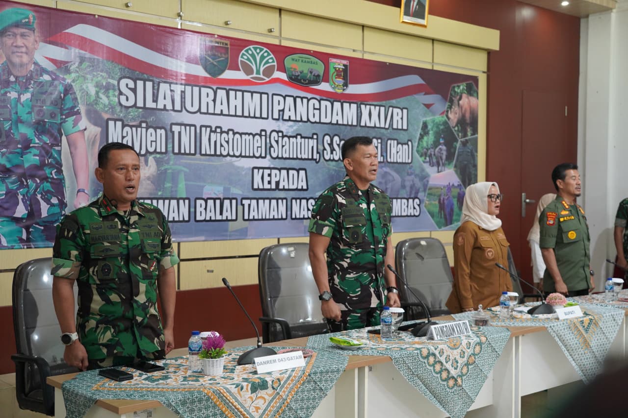 Danrem 043/Gatam Dampingi Pangdam XXI/Radin Inten Kunjungan Kerja ke Wikayah Kodim 0429/Lampung Timur