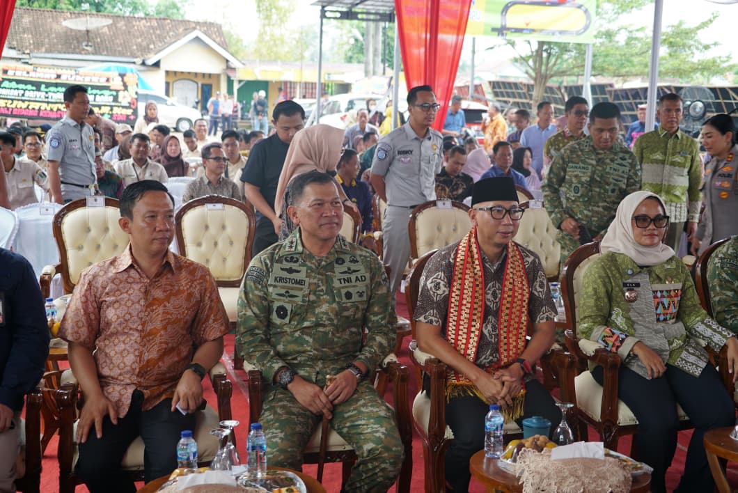 Danrem 043/Garuda Hitam Hadiri Peluncuran Samsat Drive Thru di Mataram baru