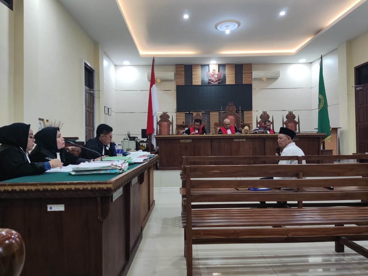Sidang Lanjutan Dawam Rahardjo, Patung Gajah Disebut Ikon Lampung Timur