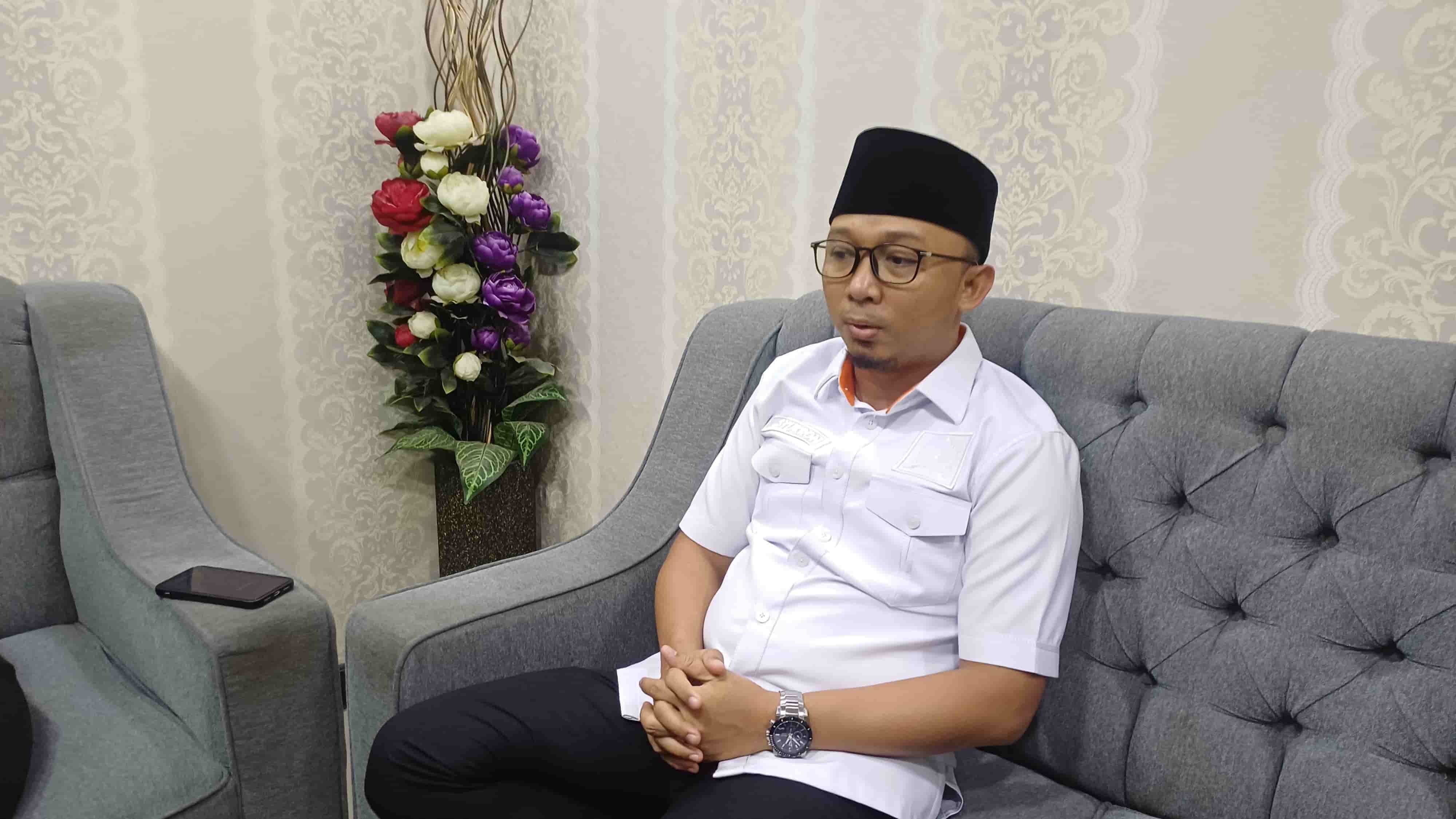 DPRD Sambut Baik Wacana Pergub Guru