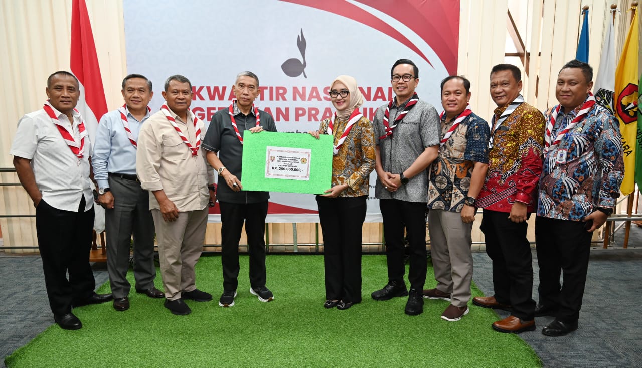 Kwarda Pramuka Lampung Serahkan Dana Bumbung Kemanusiaan