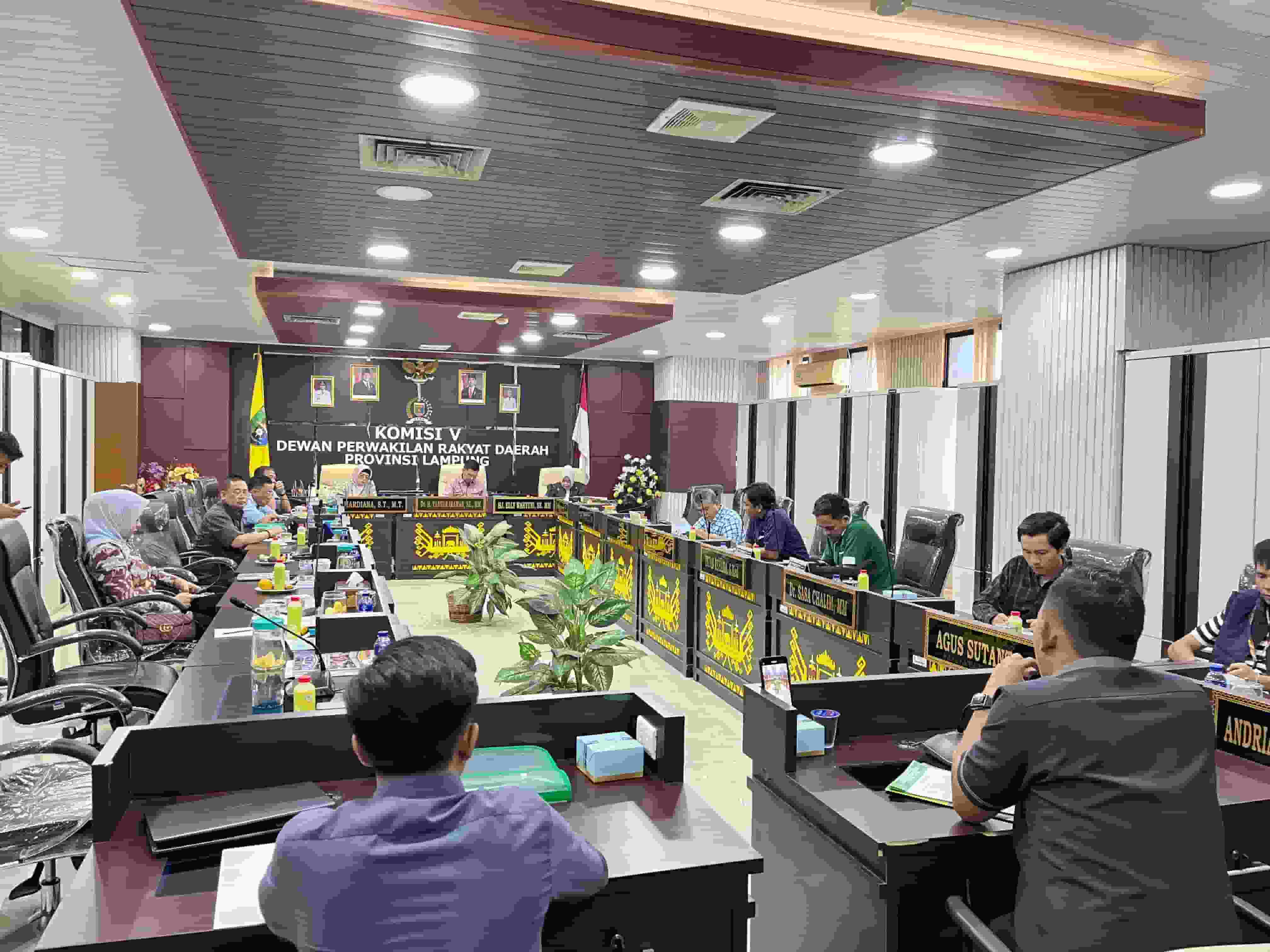 Mantan Karyawan Koperasi Kekar Adukan Nasib ke DPRD Lampung