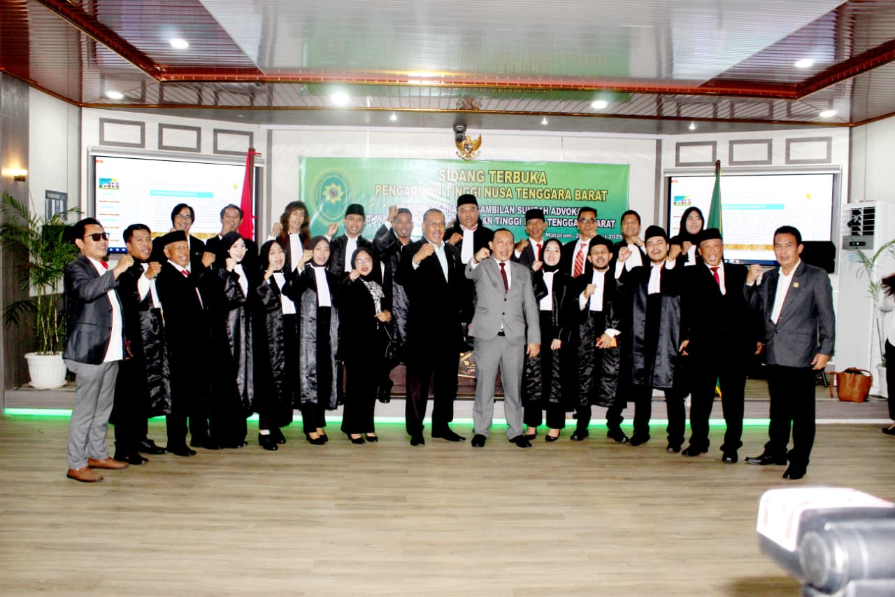 Awal Penerapan KUHP dan KUHAP Baru, Advokat Persadin NTB Diambil Sumpahnya