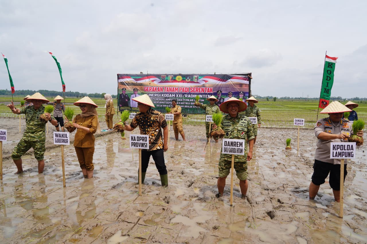 Danrem 043/Gatam : Kami Siap Dukung dan Dampingi Seluruh Program Ketahanan Pangan Pemerintah