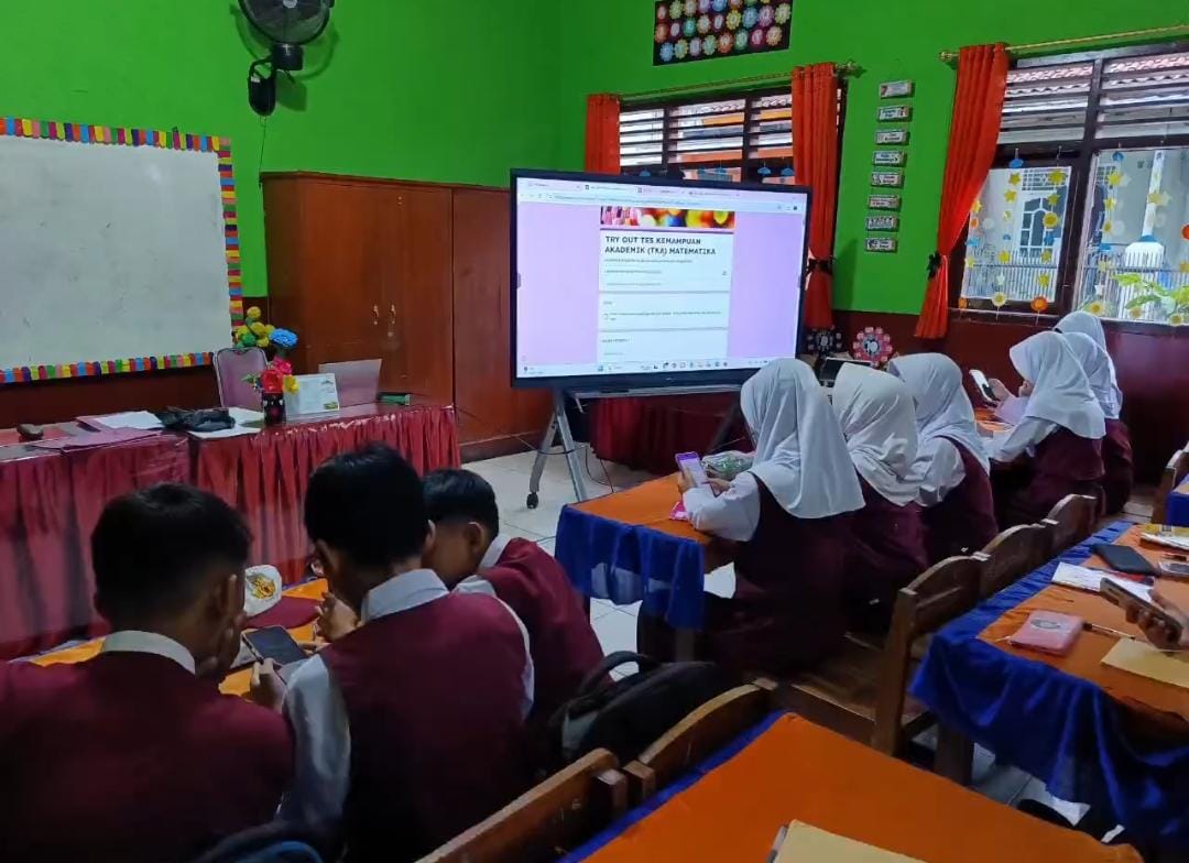 Siswa Kelas VI SDN 3 Kemiling Permai Ikuti TKA