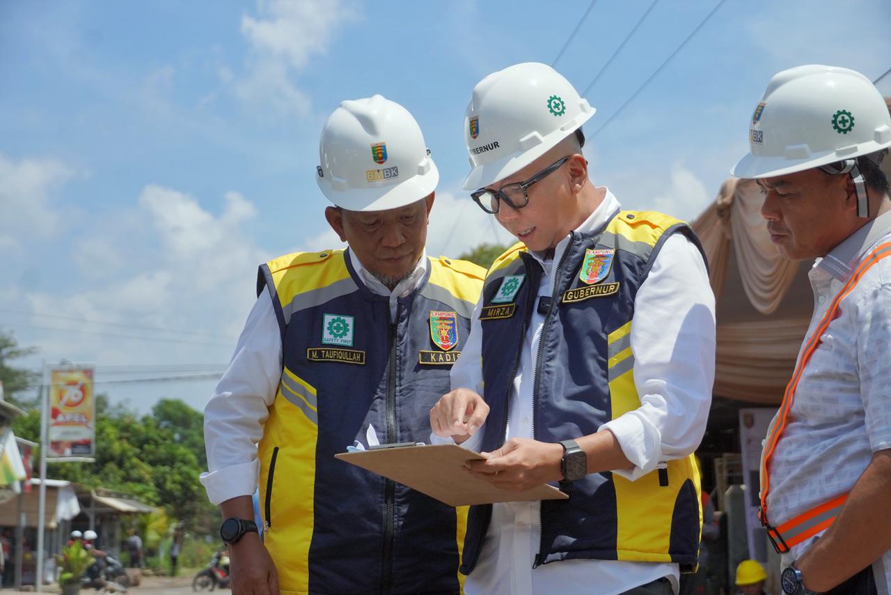 BMBK Percepat Perbaikan Jalan Wates-Metro