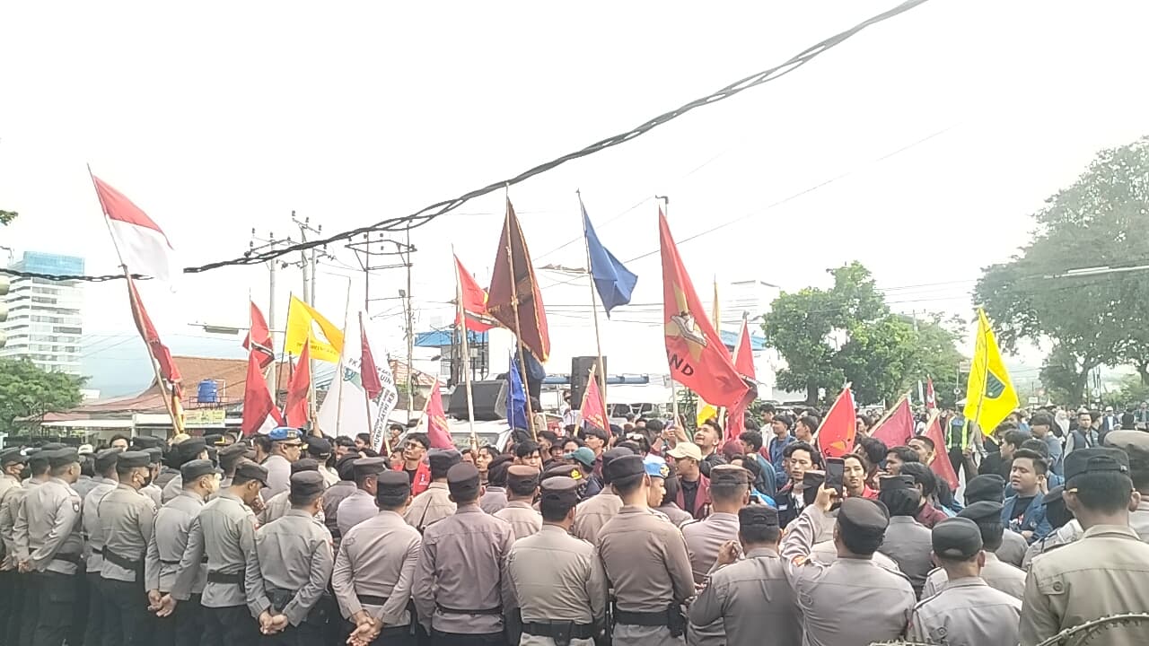 Gelar Aksi Demo, Aliansi Mahasiswa Lampung Gaungkan 8 Tuntutan Rakyat