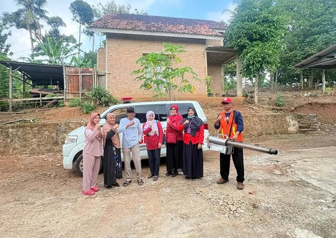 Puskesmas Kemiling Laksanakan Fogging Kasus DBD di Kelurahan Kemiling Raya