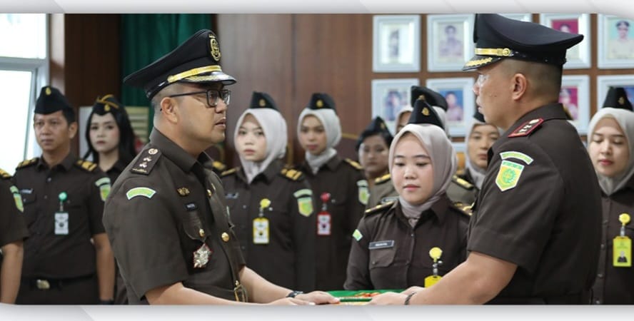 Kejari Lantik Ridho Rama Cabang Pelabuhan Panjang