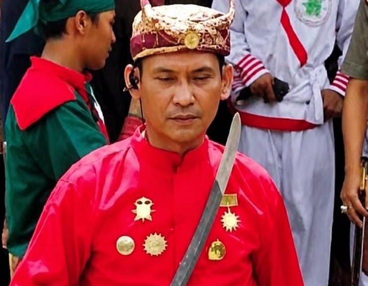 Panglima Adat Kepaksian Pernong Tegaskan Ike Edwin Tak Berwenang Mengatasnamakan Jabatan Perdana Menteri