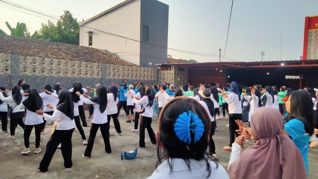 NAMPAN POLA EMAS, Senam dan Pemeriksaan Kesehatan untuk Tingkatkan Kualitas Hidup Peserta Prolanis