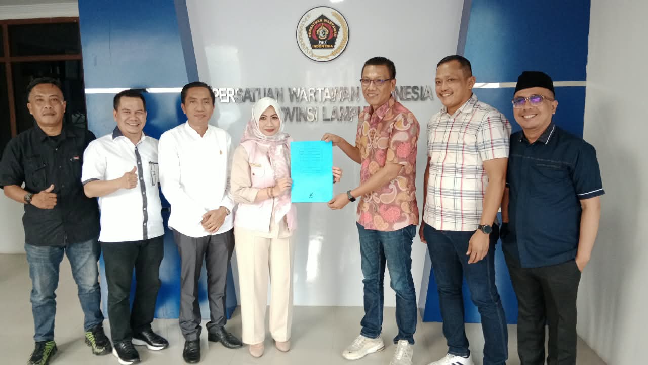 Mayang Pacu Kekompakan Mini Soccer PWI Lampung