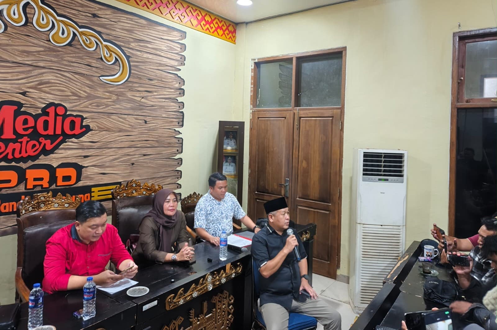 Dugaan Perselingkuhan Dua Anggota DPRD, BK Balam Minta Publik Tunggu Fakta