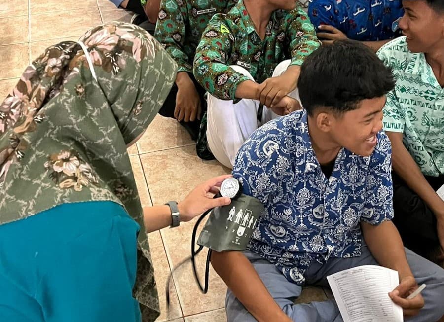 Puskesmas Sukabumi Laksanakan Inovasi CEKATAN dan Cek Kesehatan Gratis di Sekolah