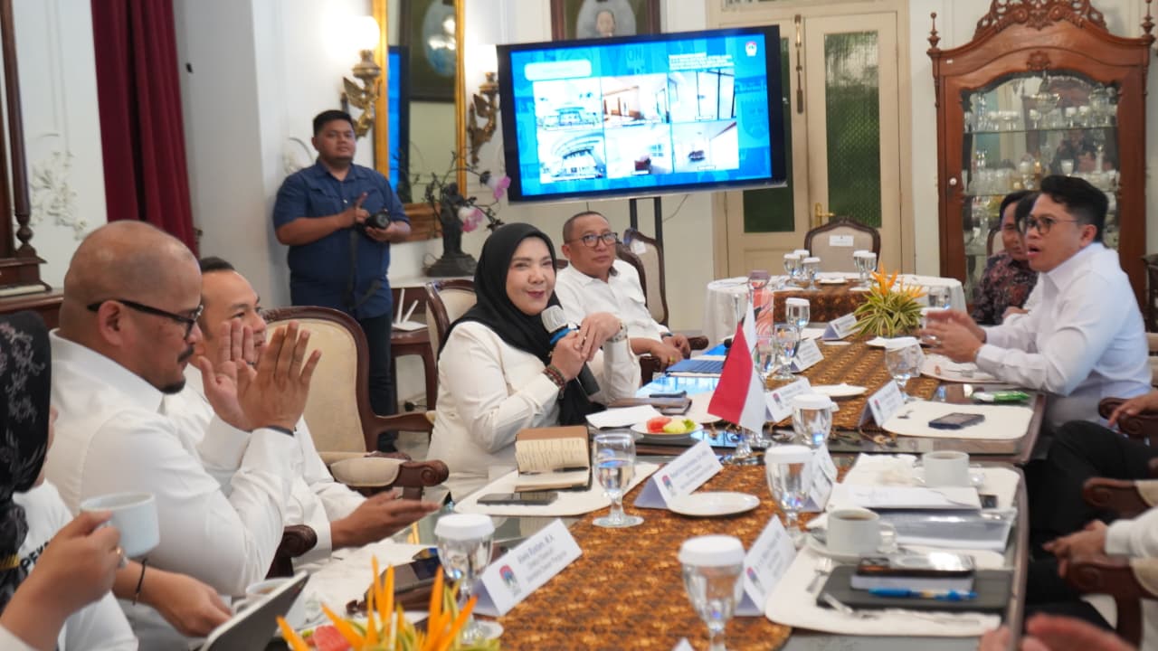 Eva Dwiana Hadiri Rapat Dewan Pengurus APEKSI di Solo