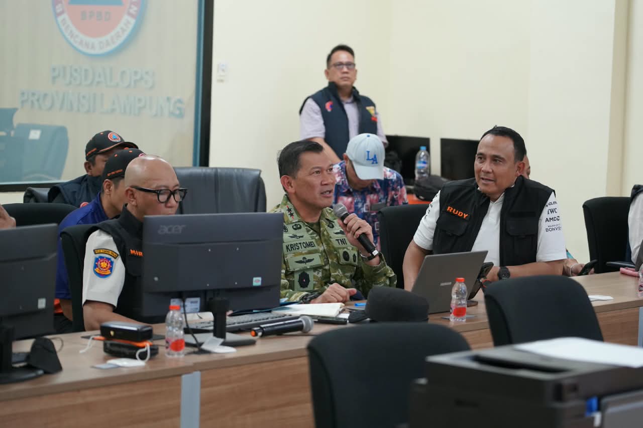 Krakatau Beraktivitas, Kodam XXI/Radin Inten Siagakan 605 Personel