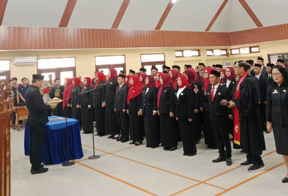 98 Kepsek Dilantik, Thomas Amirico: Jabatan Adalah Amanah