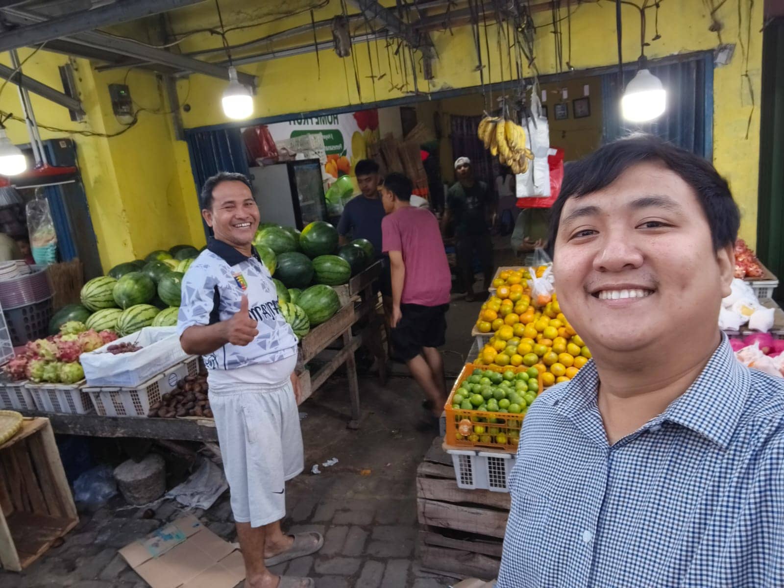 Surahman, Pedagang Buah yang Kini Jadi Supplier Hotel dan Rumah Sakit Berkat Dukungan BRI Unit Pasar Tugu