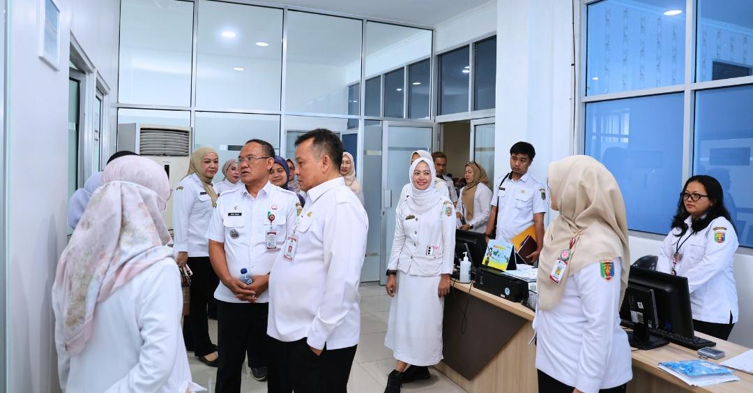 Direktur RSUDAM Lukman Pura Tegaskan Komitmen Perkuat Pelayanan dan Kesejahteraan Pegawai