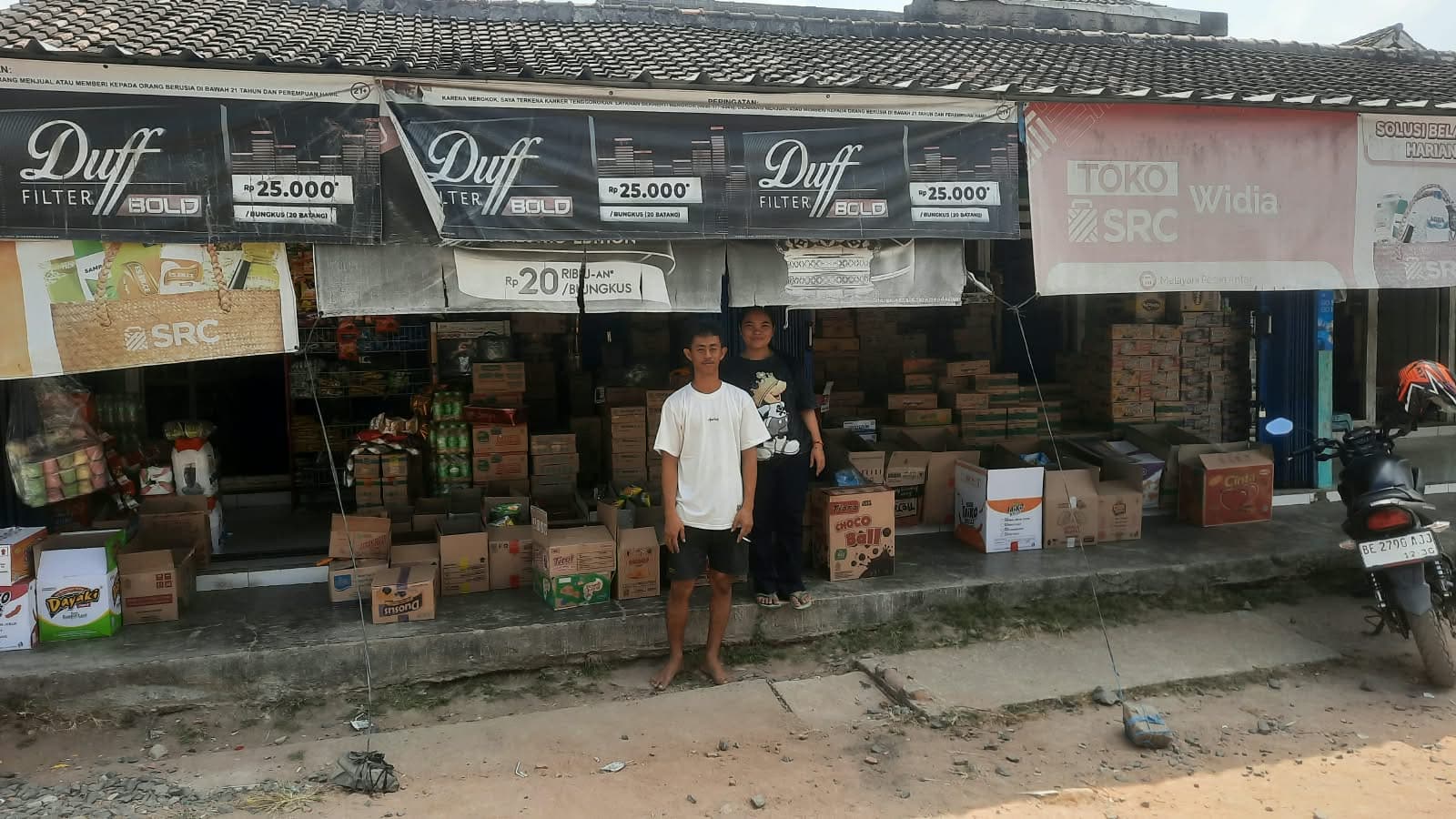 Berawal dari Warung Kelontong, Widia BRI Unit Karang Pucung Sukses Naik Kelas Jadi Grosiran