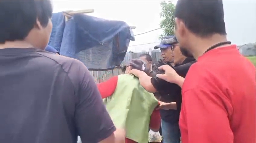 Diduga Dicekik dan Dihalangi Saat Liputan, Wartawan Nelson Lapor ke Polda Lampung