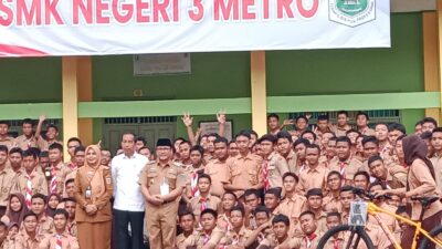 SMK Negeri 3 Kota Metro di Kunjungi Presiden Jokowi